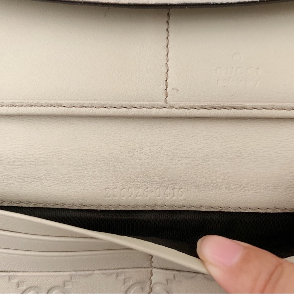 Gucci Wallet - Picture 4 of 4